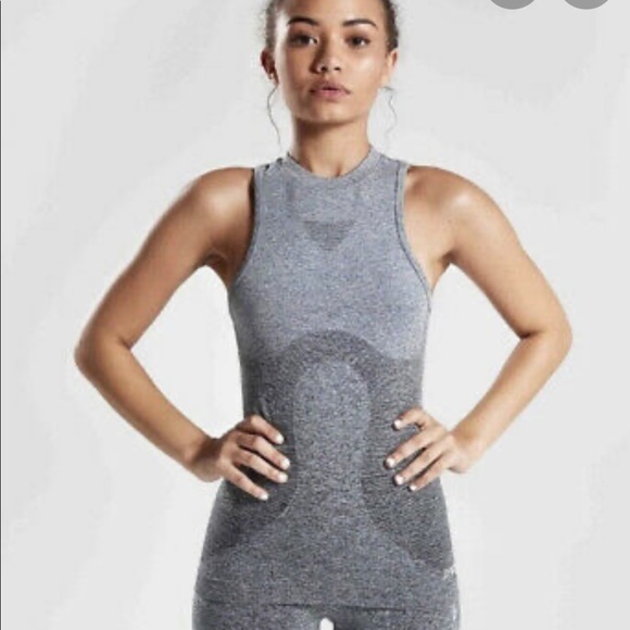 Gymshark Ombré Tank - Picture 1 of 4